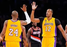 火箭战胜湖人，哈登砍下三双数据(火箭打脸哈登)