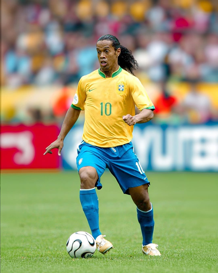 包含巴西篮球明星球员状态回勇，球队全力备战的词条